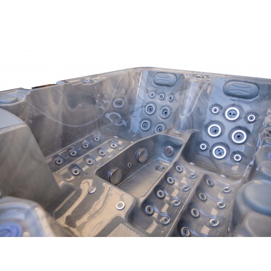 JJSPA Alpha 821 - Hot tub