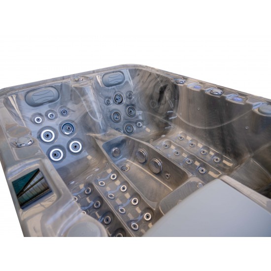 JJSPA Alpha 821 - Hot tub