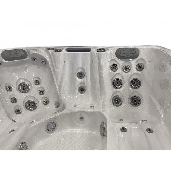JJSPA Beta 523 - Hot tub