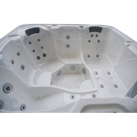 JJSPA Gamma 123 - Hot tub
