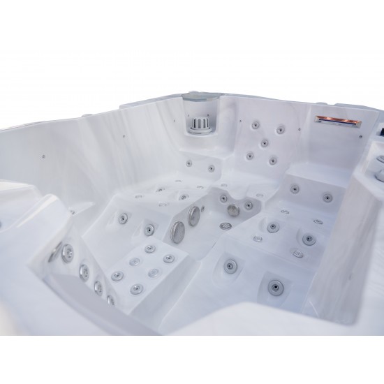 JJSPA Alpha 921 - Hot tub