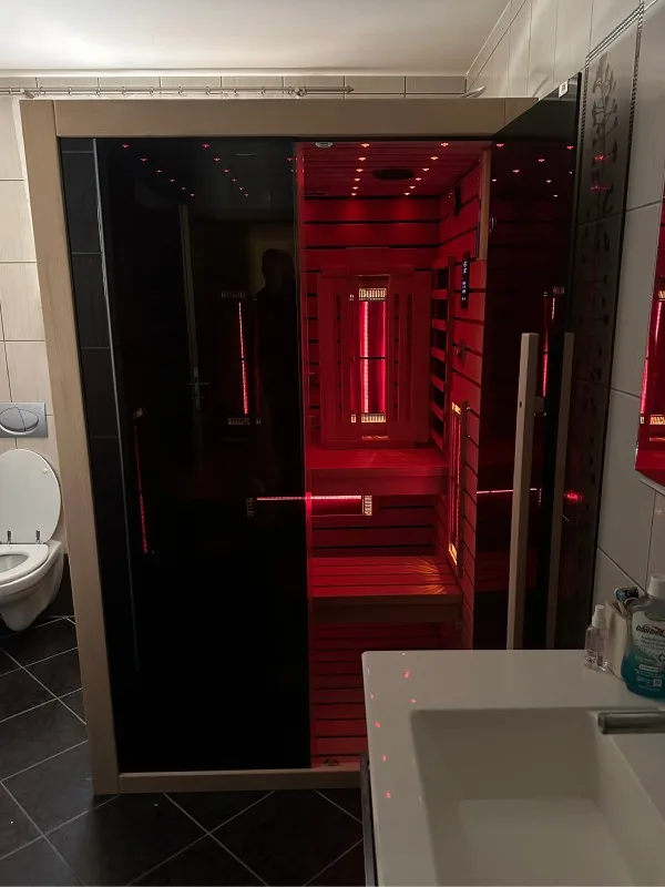JJSPA JIP130 infrared sauna with black glass