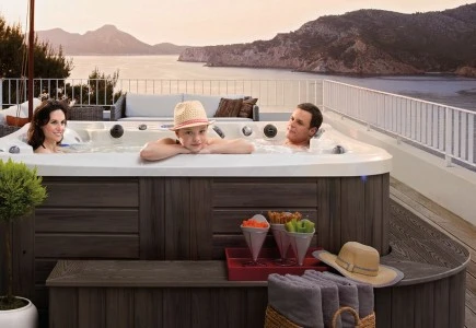 Reasons to buy a hot tub: health, family and a better lifestyle