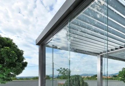 How to maintain a bioclimatic pergola?
