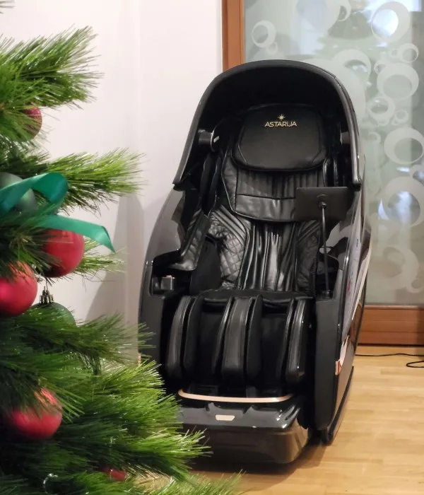 ASTARIJA AJ-131 massage chair in black