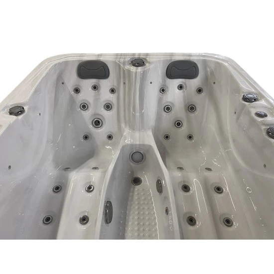 JJSPA Beta 521 - Hot tub